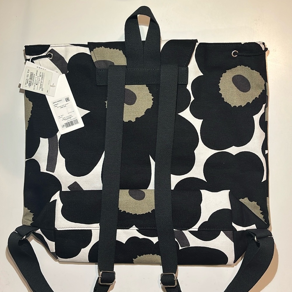 Marimekko Nippu Unikko Backpack - Black/White/Green - Picture 15 of 16